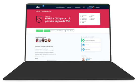 Imagem de um Notebook com o curso da Alura